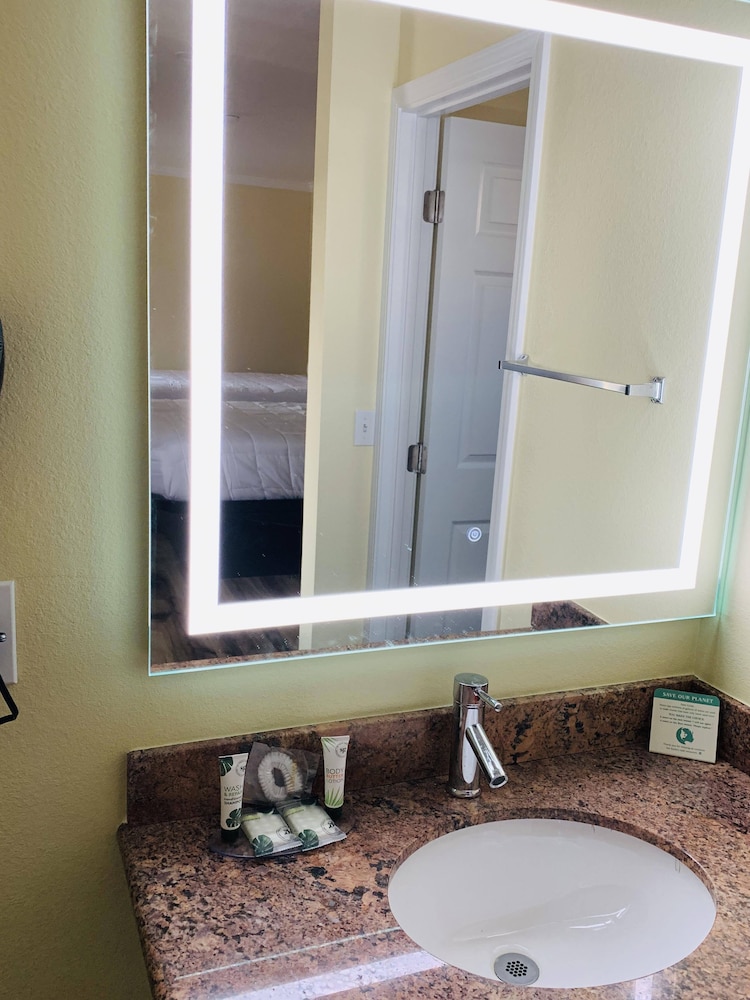 Estero Bay Motel 39/57