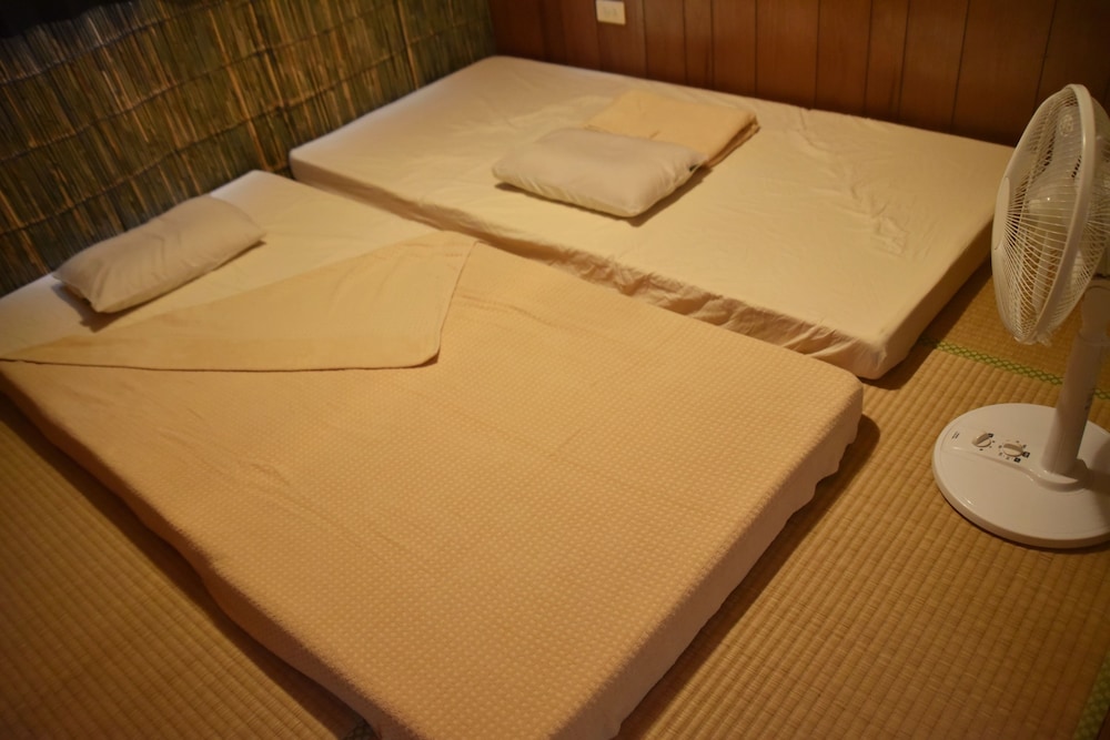 Guest House Asibina - Hostel 35/50