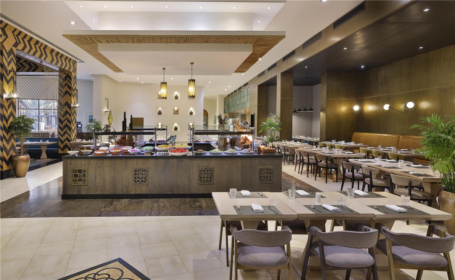 restaurant cafeteria