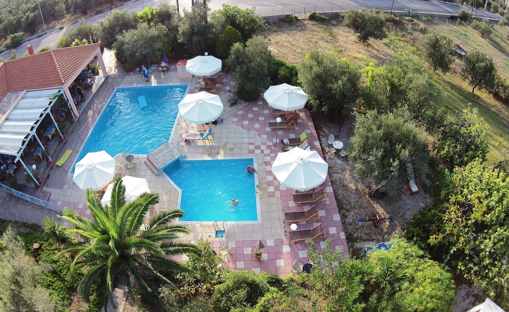 Lassia Hotel 30/34