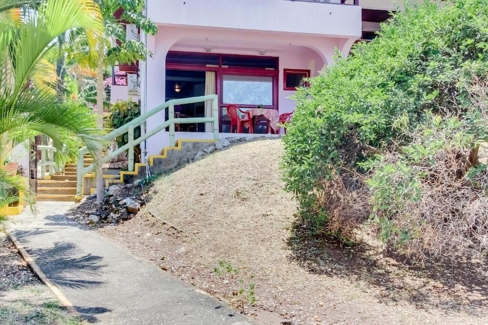 Flamingo Marina Resort 23/30