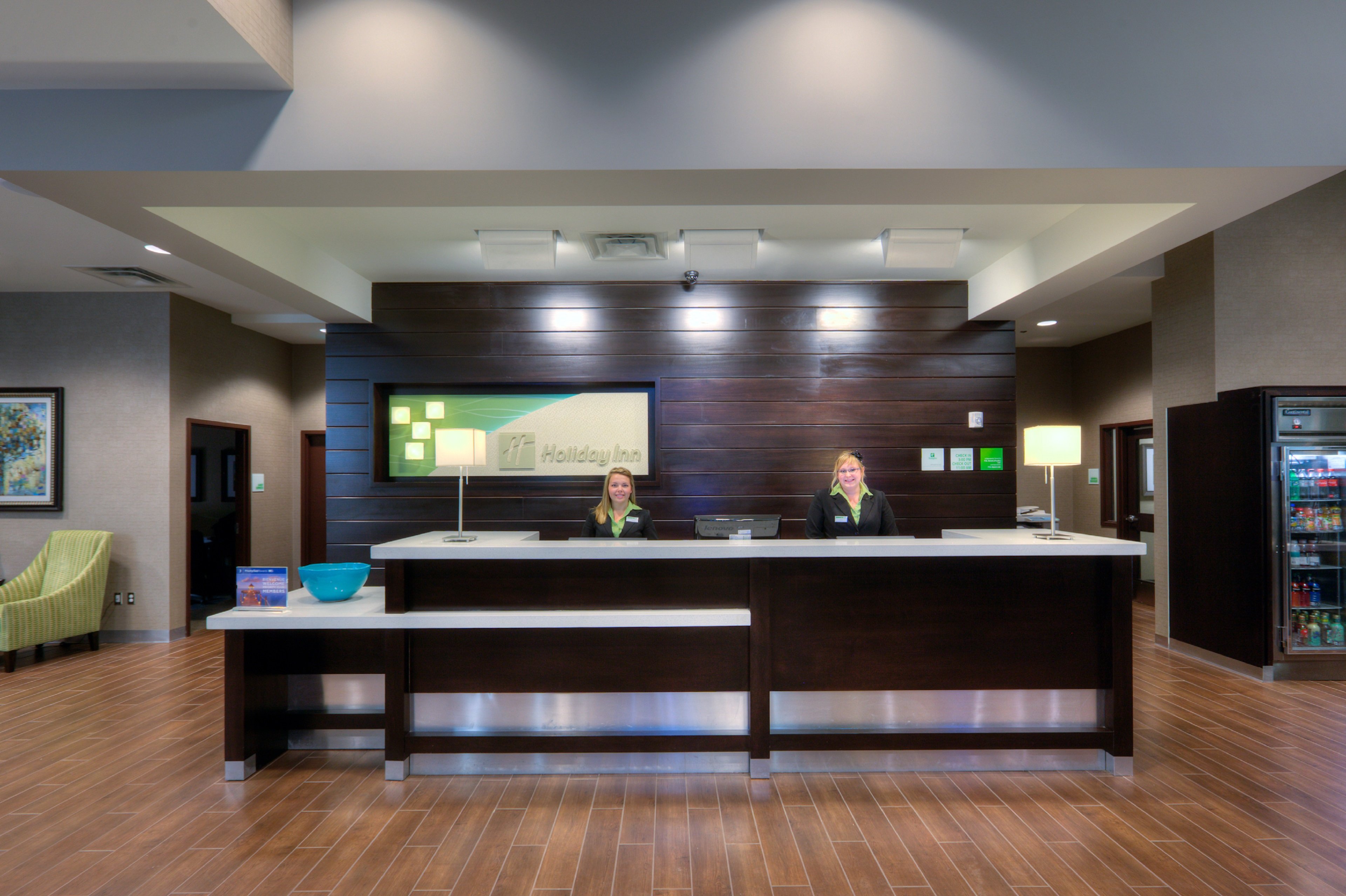 Holiday Inn Saskatoon Downtown 9/75