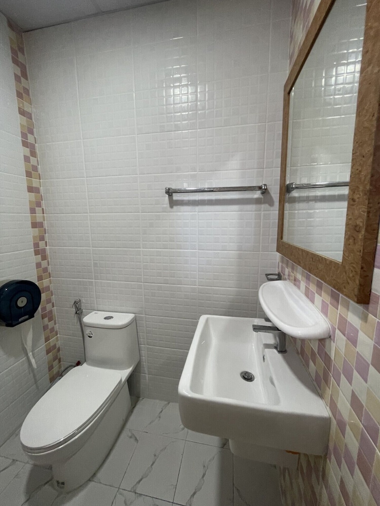 Mini Cost Apartment & Guesthouse 32/34