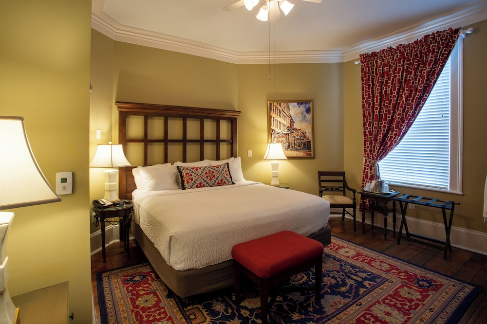 غرفة بسرير كينج لذوي الإعاقة، The Marshall House 4/9