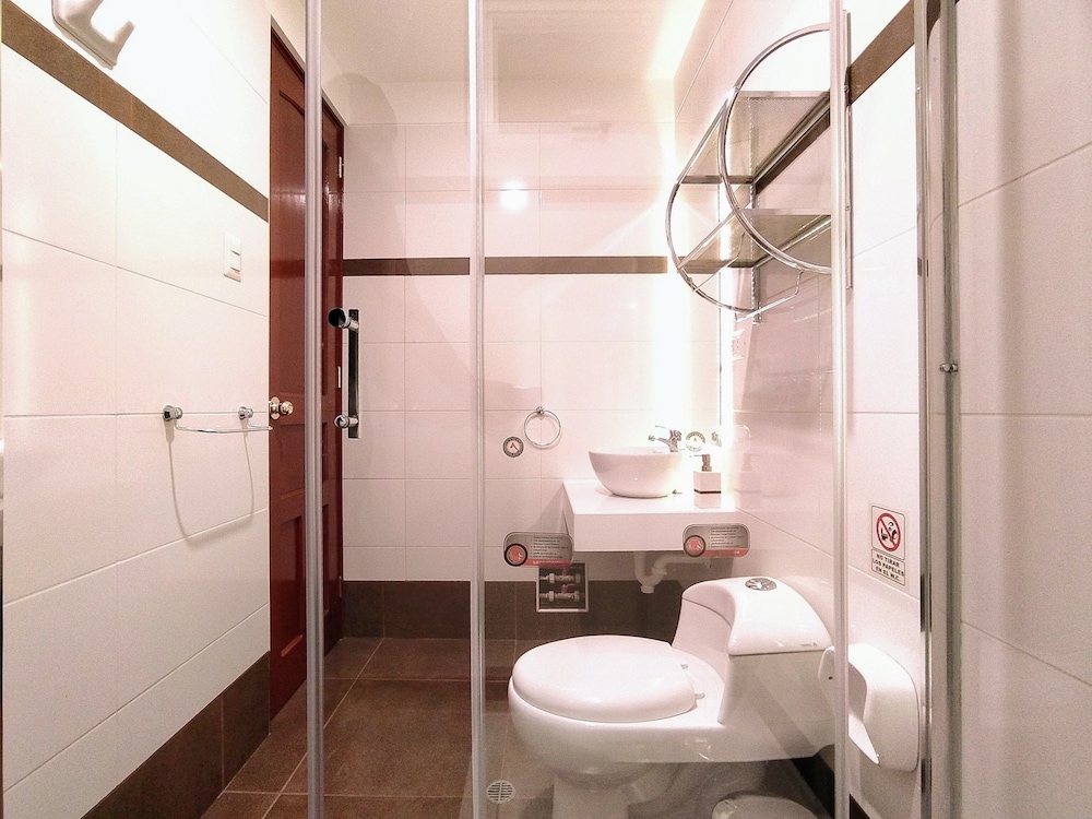 Illas Inn 46/50