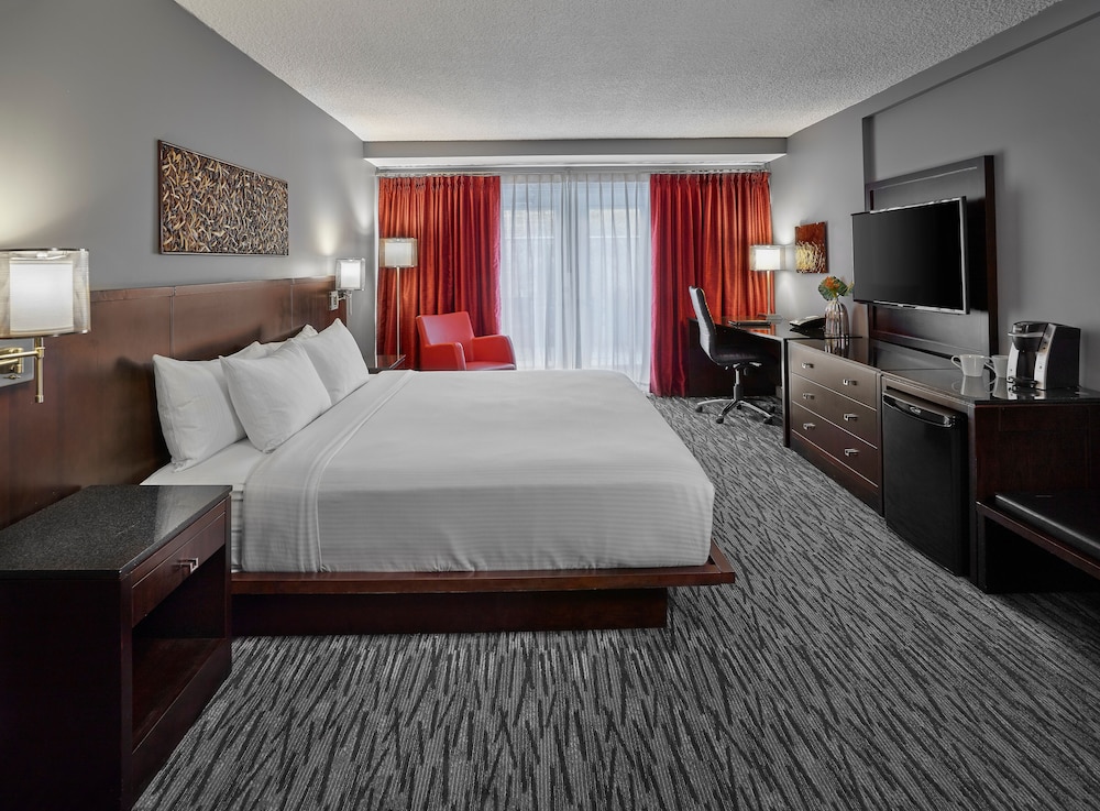 Matrix Hotel 23/66