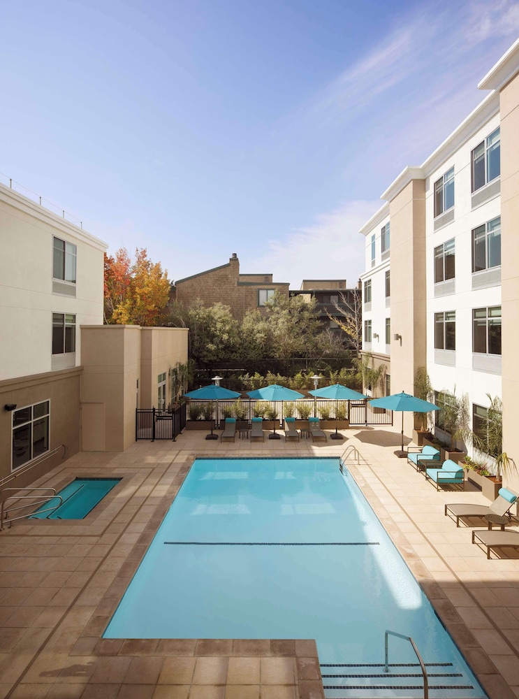 Hyatt Place Santa Cruz 42/49