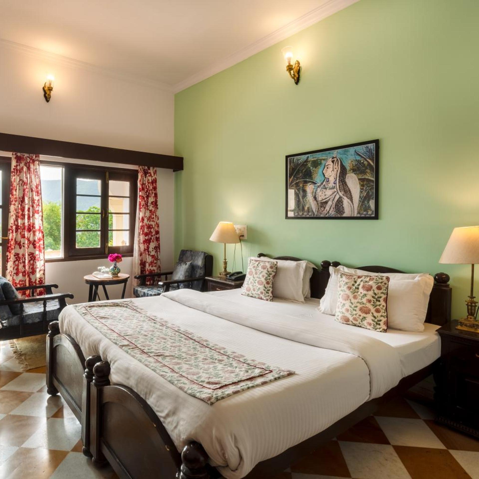 Gulaab Niwaas Palace 12/50
