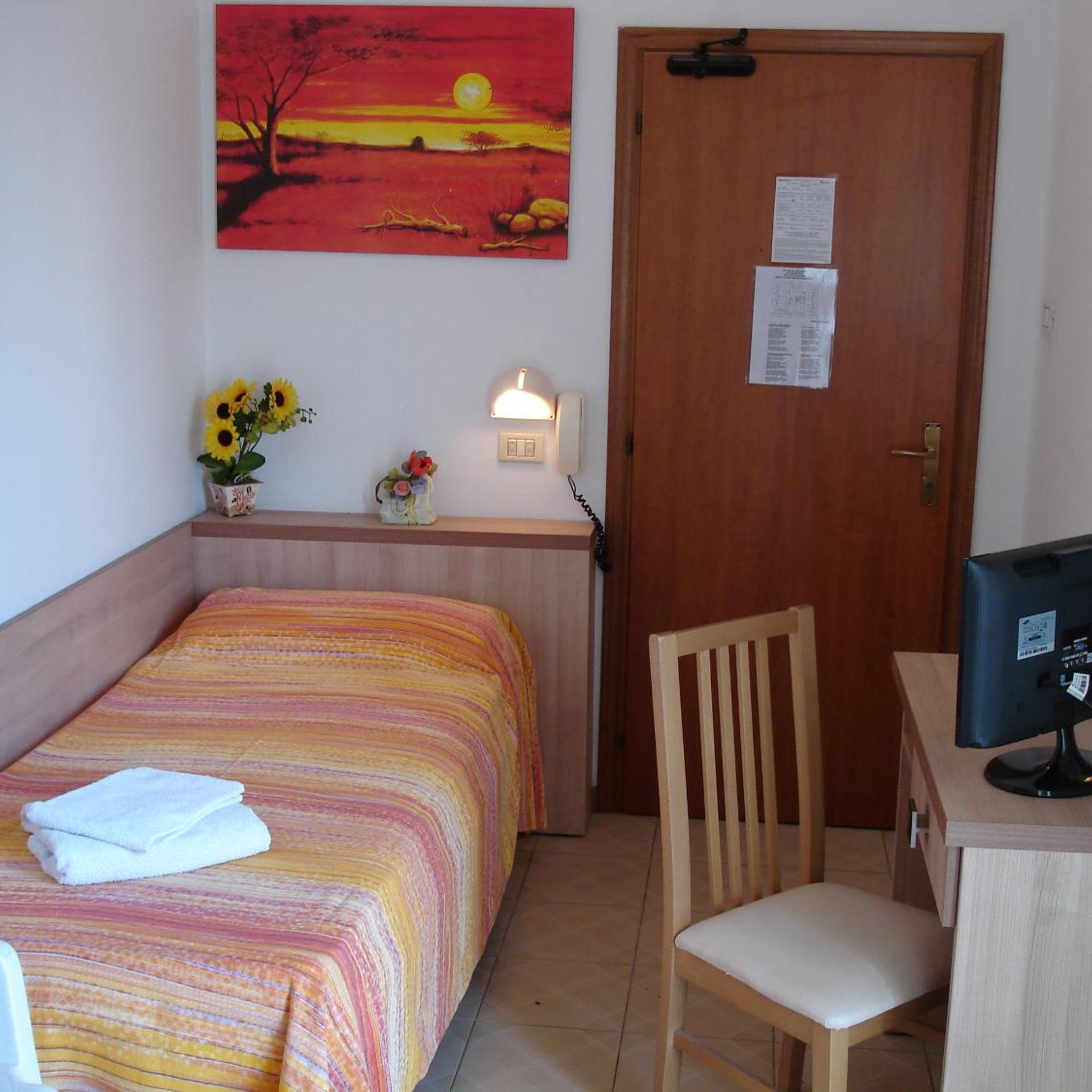 Room, Single