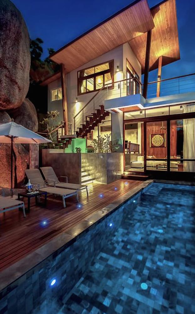 Villas Del Sol Resort 11/28