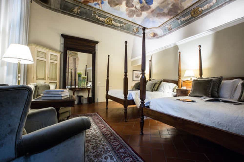 Hotel Burchianti 19/66