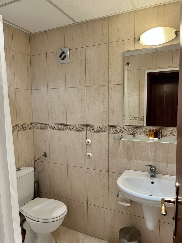 Orbita Hotel 48/49