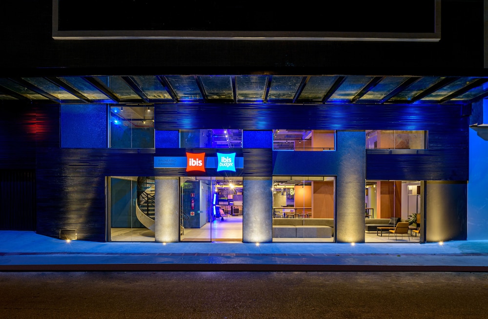 Ibis Budget Balneario Camboriu 37/44