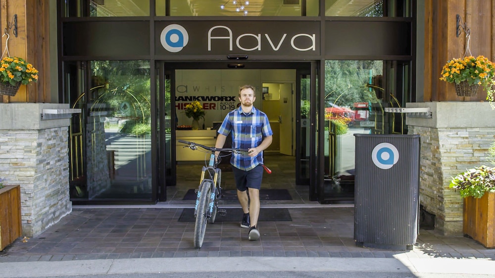 Aava Whistler Hotel 7/50