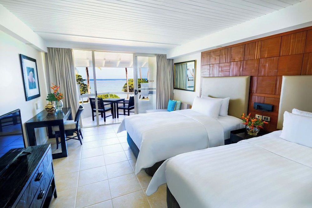 Shangri-La Yanuca Island 30/72