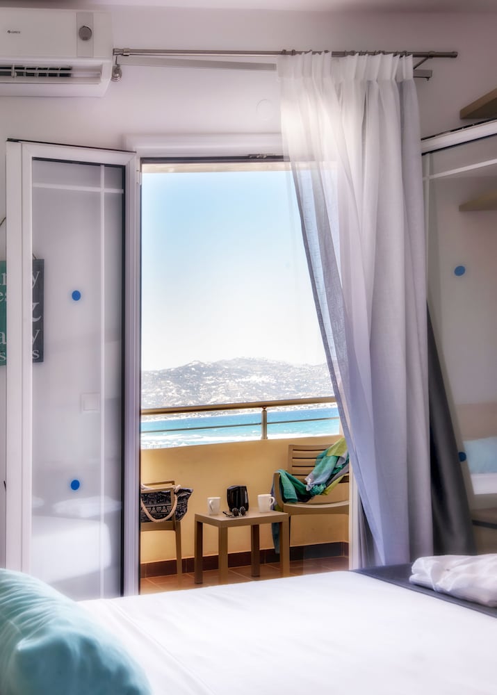 Zeus Hotels Neptuno Beach 33/69