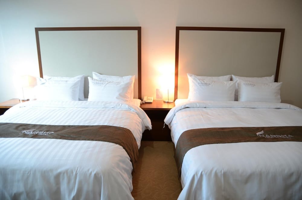 Narsha Hotel 14/53