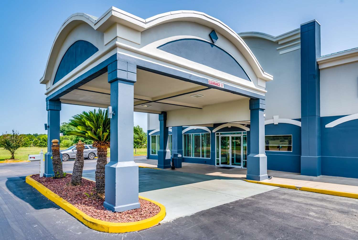 Days Inn By Wyndham Coliseum Montgomery Al 23/26