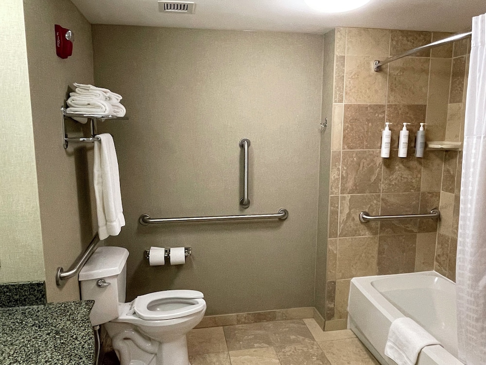 SouthShore Hotel on Lake Bemidji, Trademark Coll by Wyndham 40/40