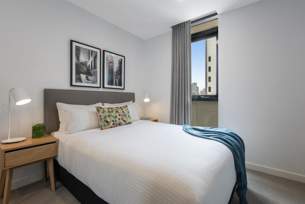 Oaks Melbourne Southbank Suites 10/47