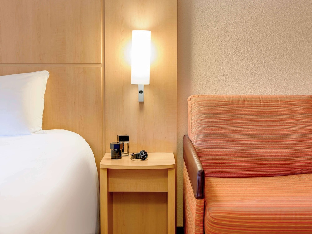 IBIS KONSTANZ 43/79