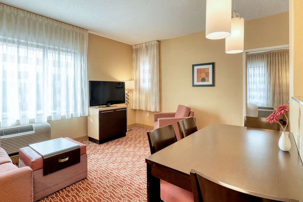 TownePlace Suites York 21/32