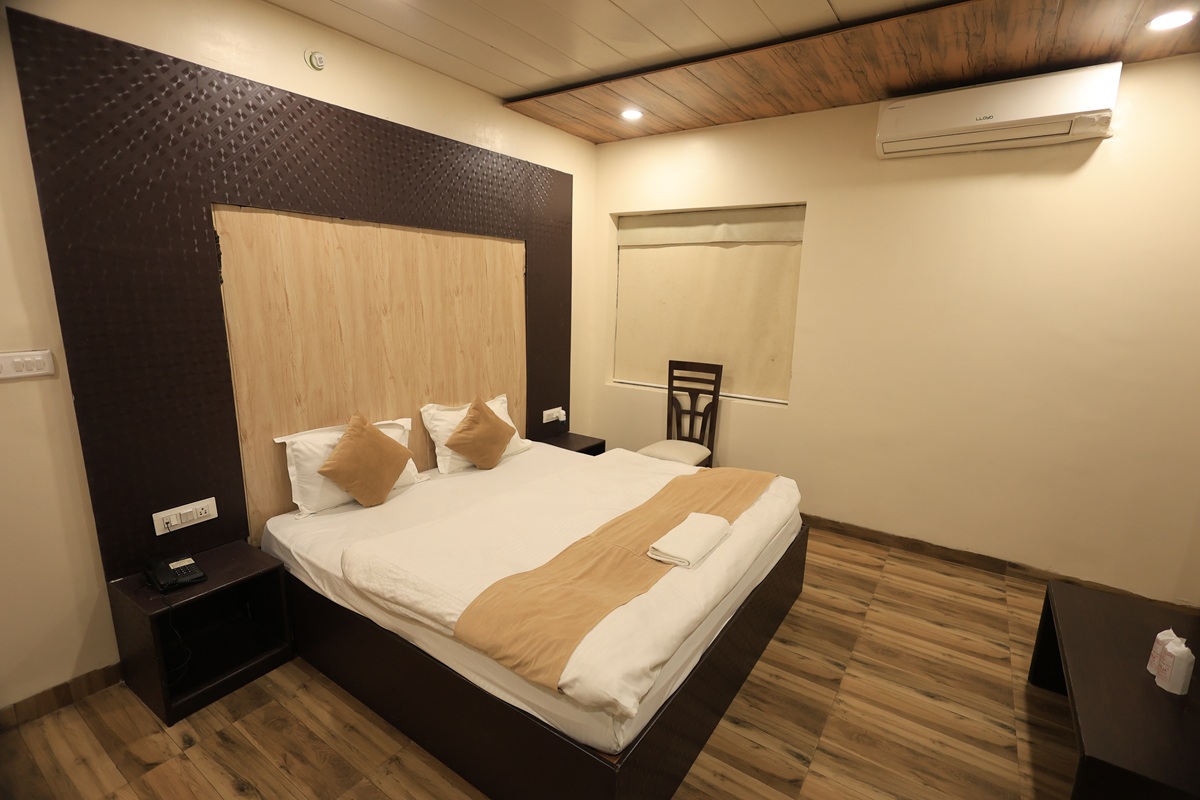 Hotel Mandakini Royale 28/41