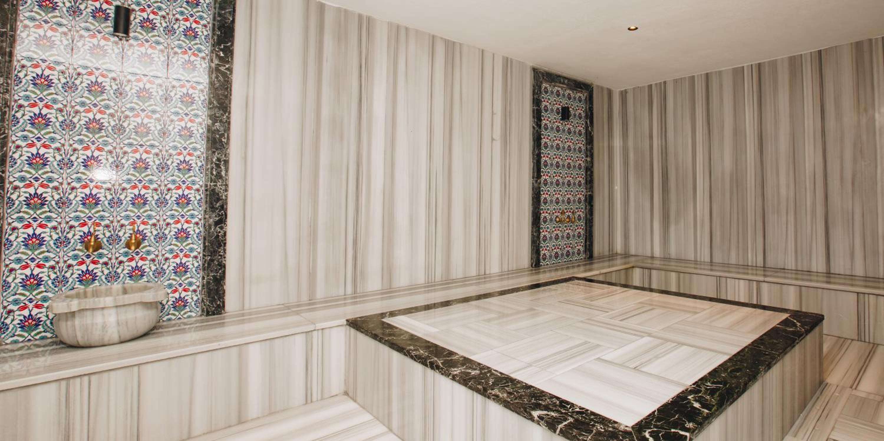 double bond hotel spa