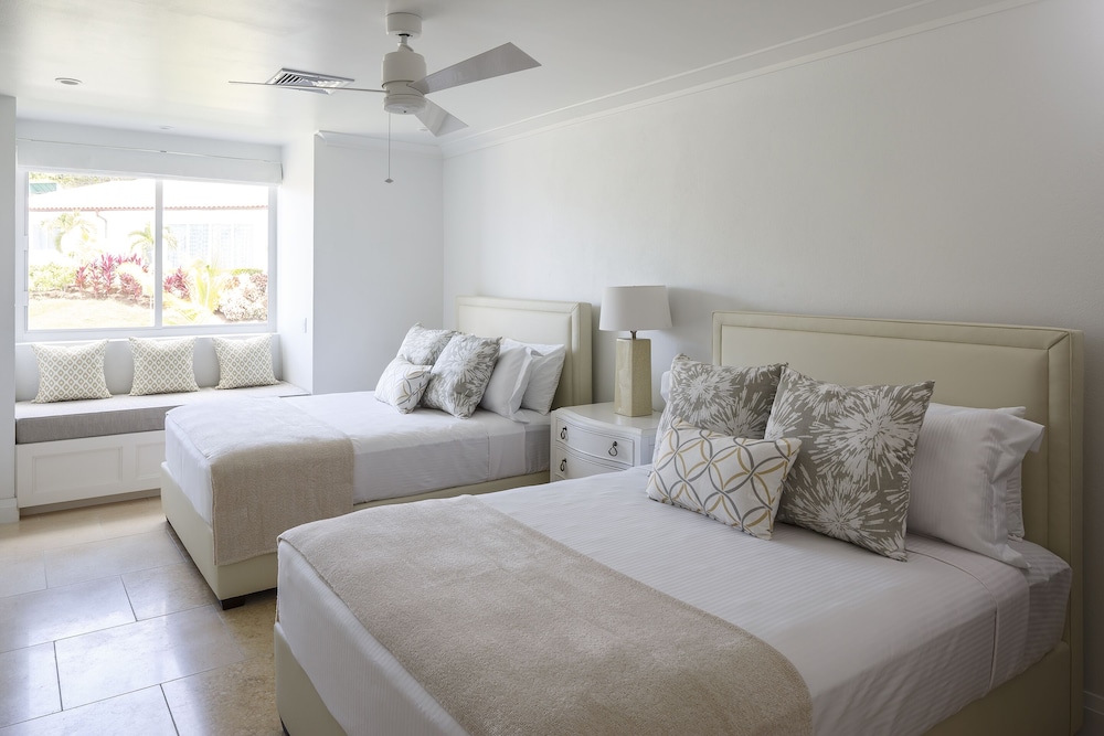 Windjammer Landing Resort and Residences 36/84