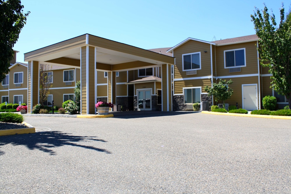 Best Western Plus Grapevine Inn 5/42