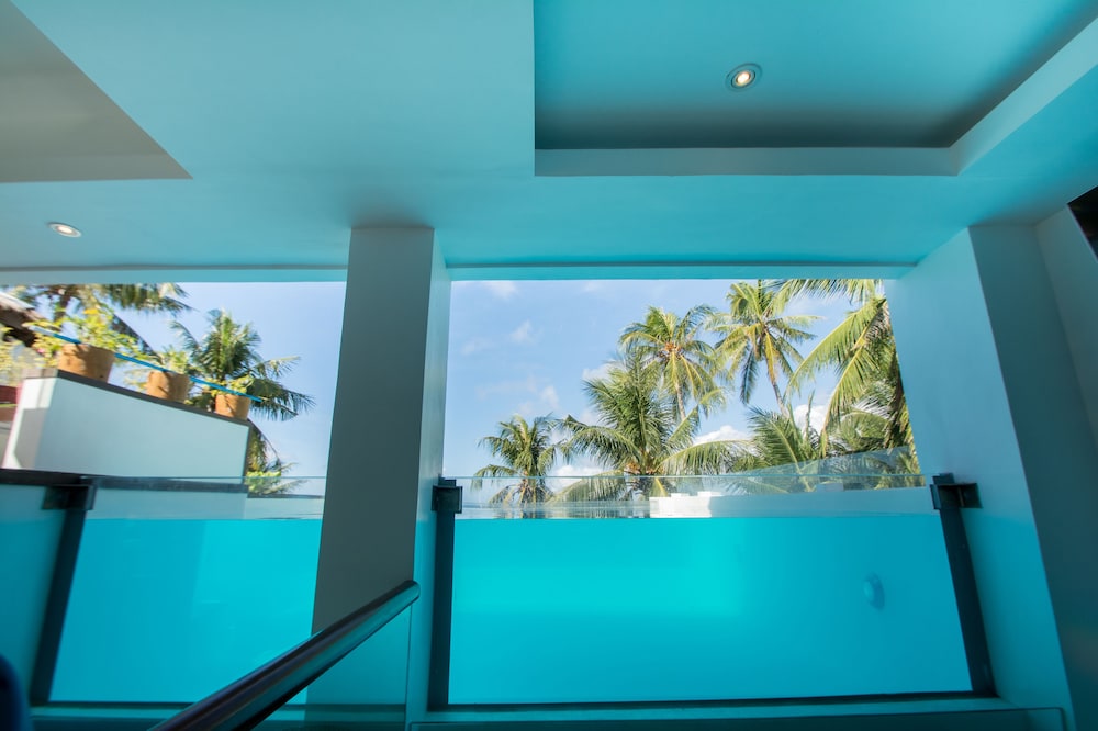 Signature Boracay Blue 29/50