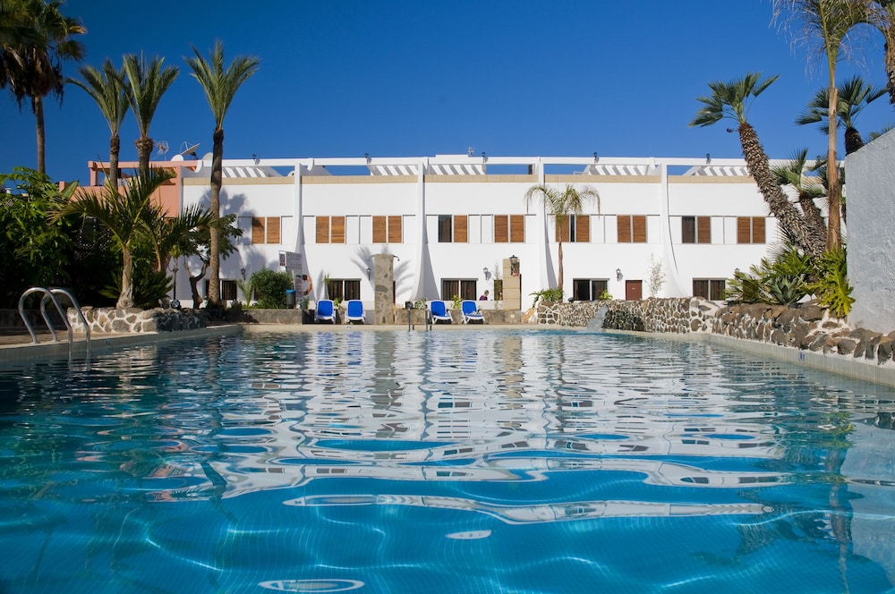 Piramides Resort 50/60
