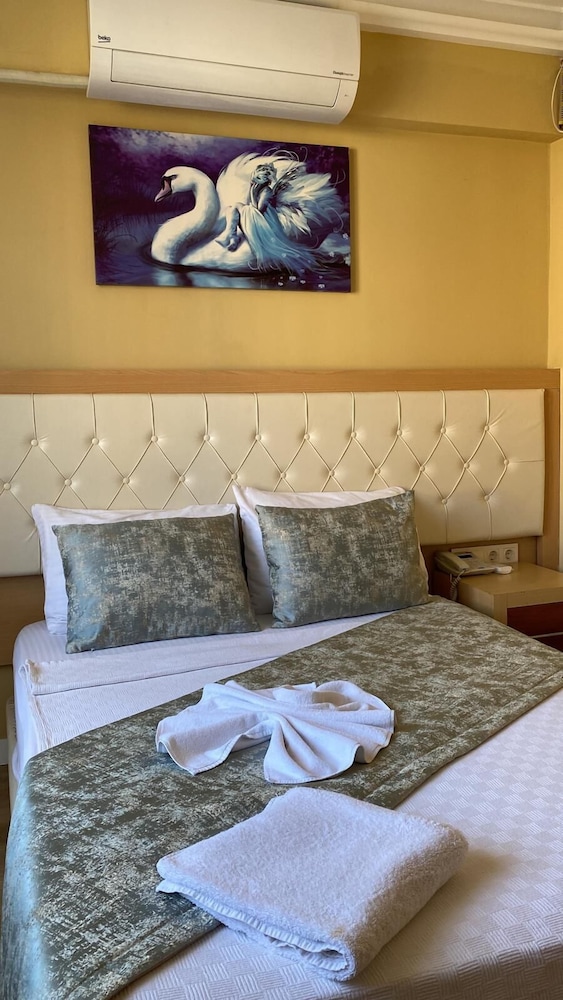Merveille Hotel 23/48