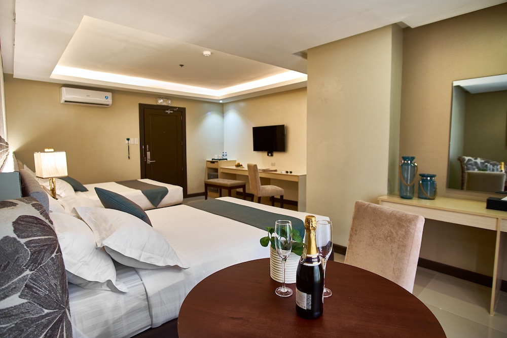 J7 Hotel Iloilo 25/53