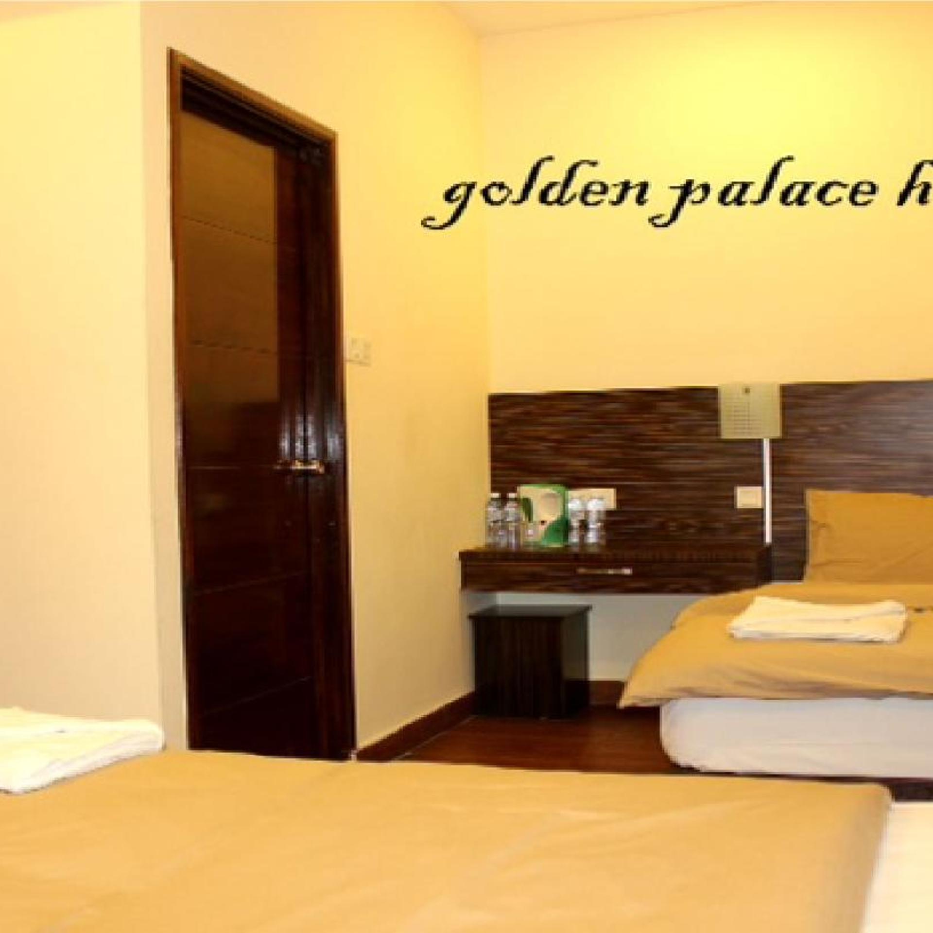 Oyo 108 Golden Palace Hotel 50/50