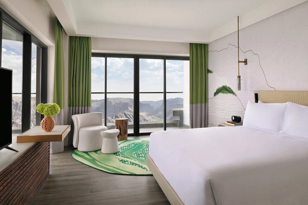 2 Bedrooms, Suite, Double Bed, Canyon View, Terrace