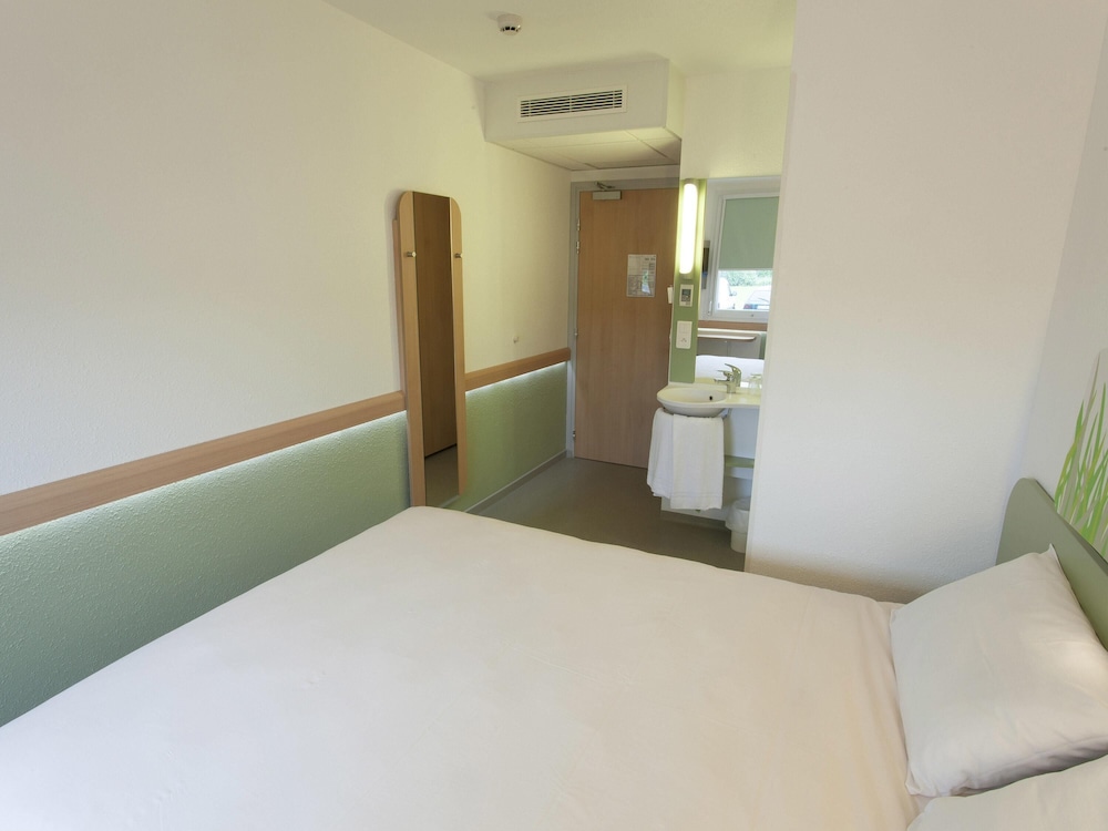 Ibis Budget Cherbourg La Glacerie 33/57