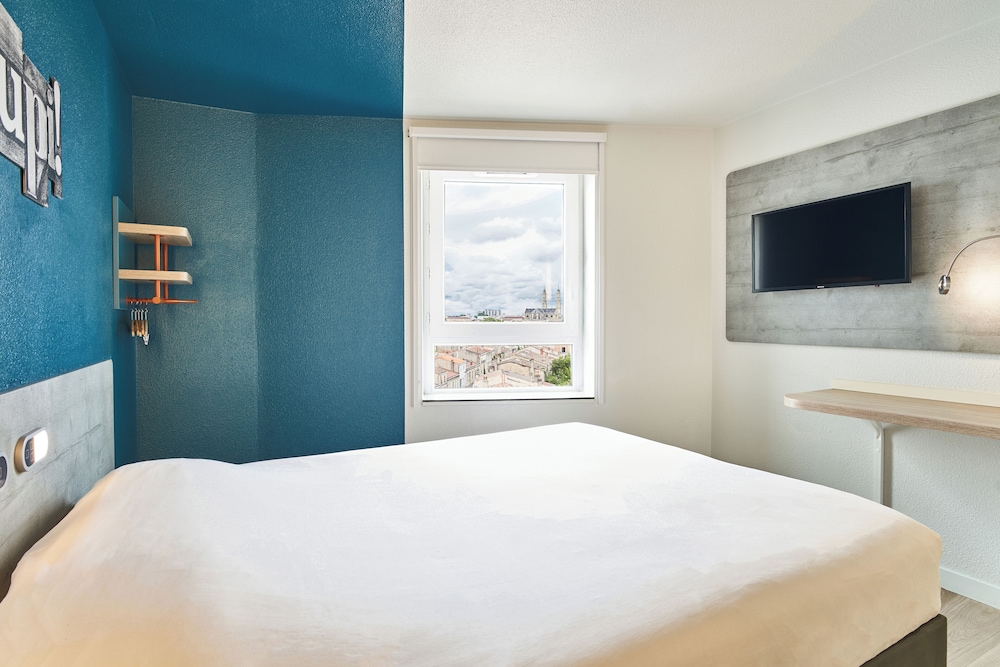 Ibis Budget Bordeaux Centre Gare Saint Jean 12/72