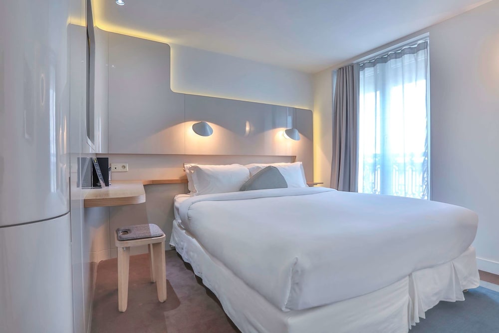 Maison Bram Paris Gare de l'Est, Tapestry Collection Hilton 6/46