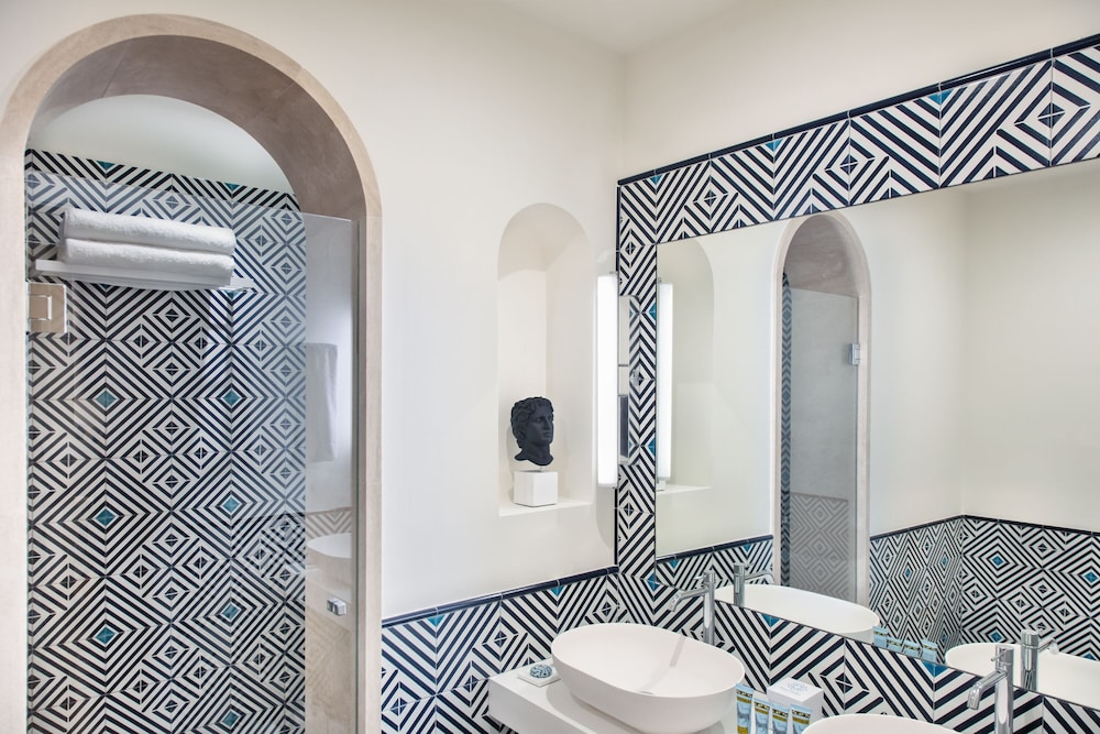 Pazziella Garden & Suites 26/66