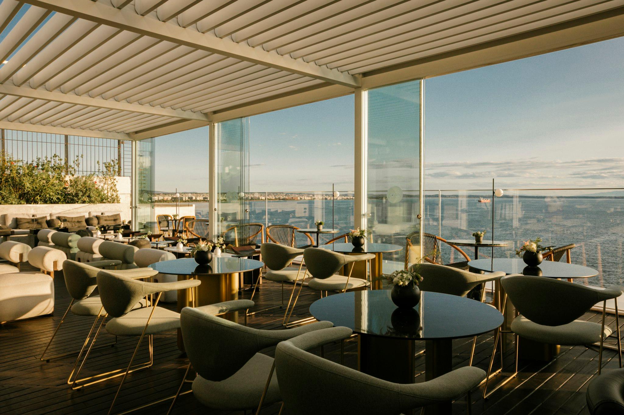 JUNIOR SUITE, SEA FRONT