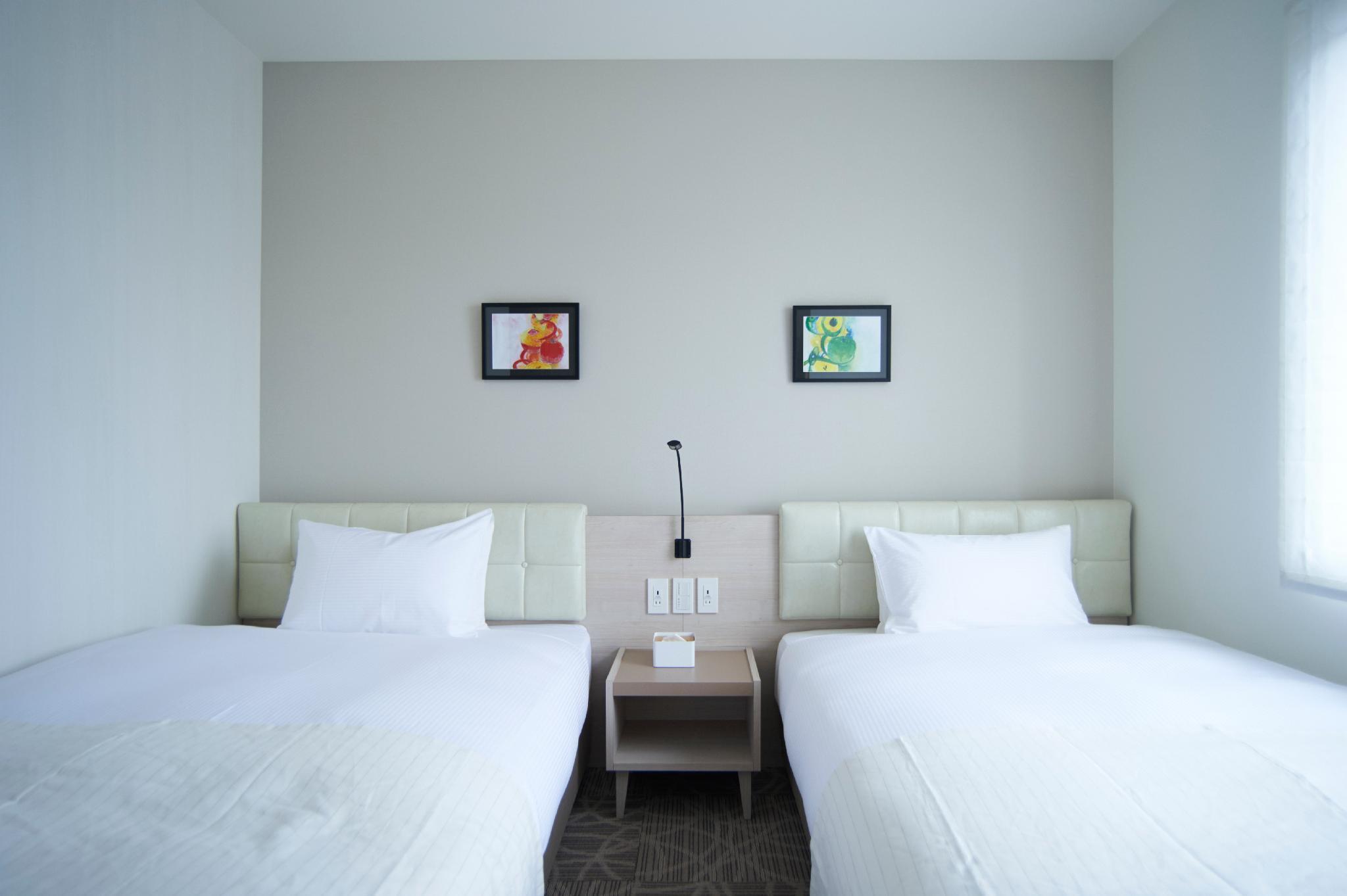 Semi Room, 2 Semi Double Beds