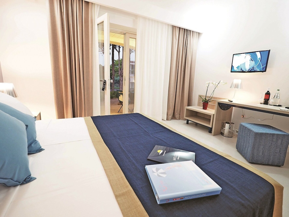 Tui Blue Tropea 7/44