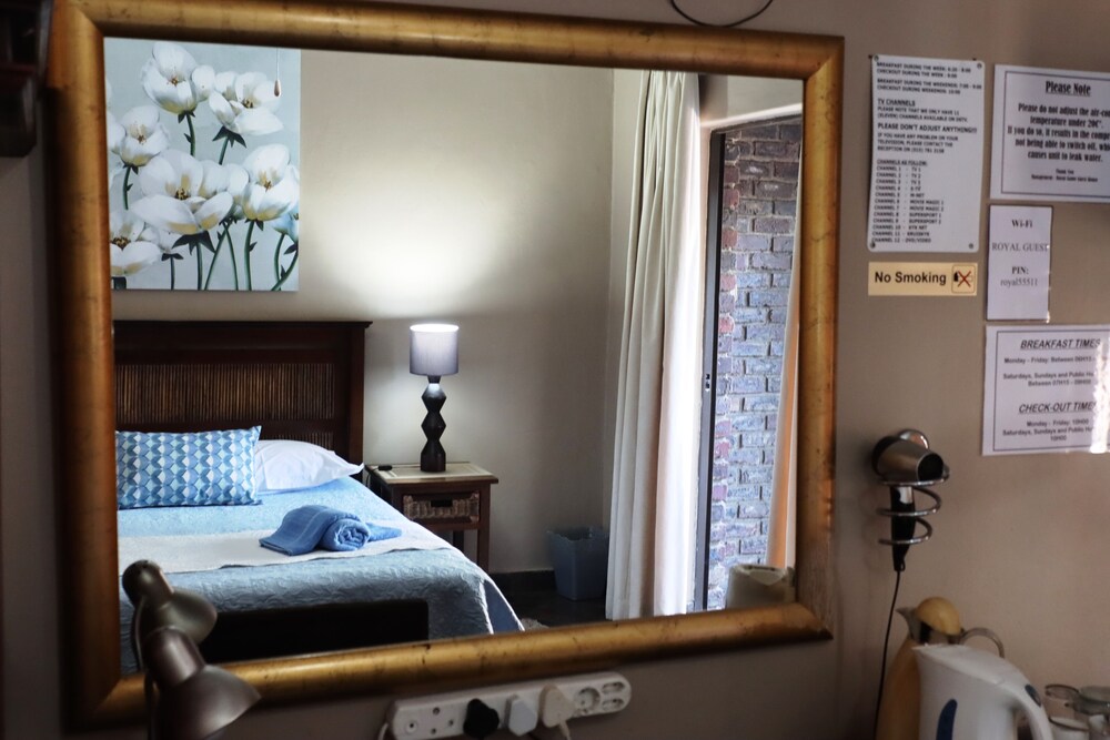 Royal Game Guest House 20/50