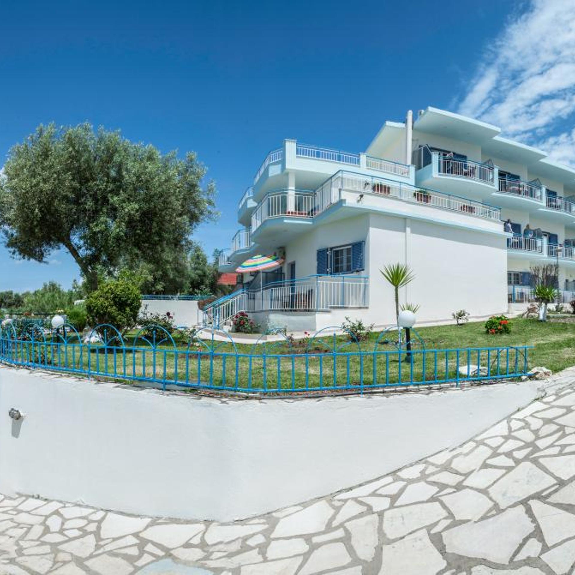 Cliff Bay Hotel 59/62