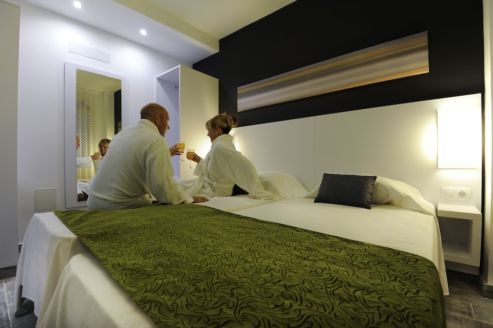 Aparthotel KN Columbus 3/39