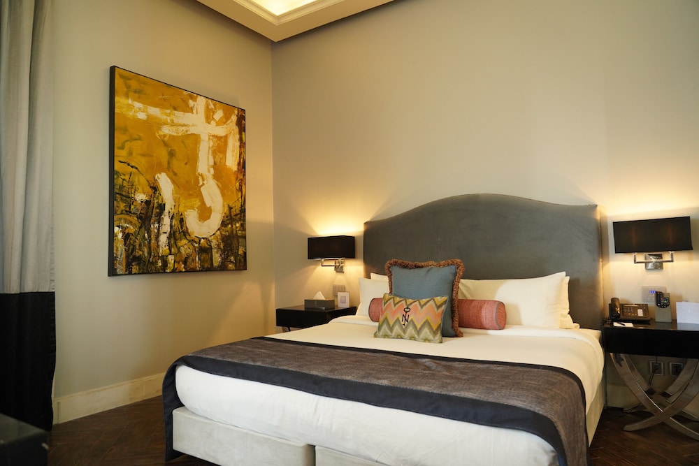 The Nishat Hotel Gulberg Lahore 24/76