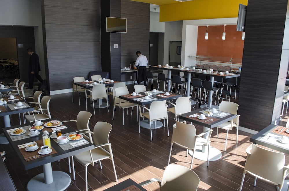 Casa Inn Galerias Hotel 54/64