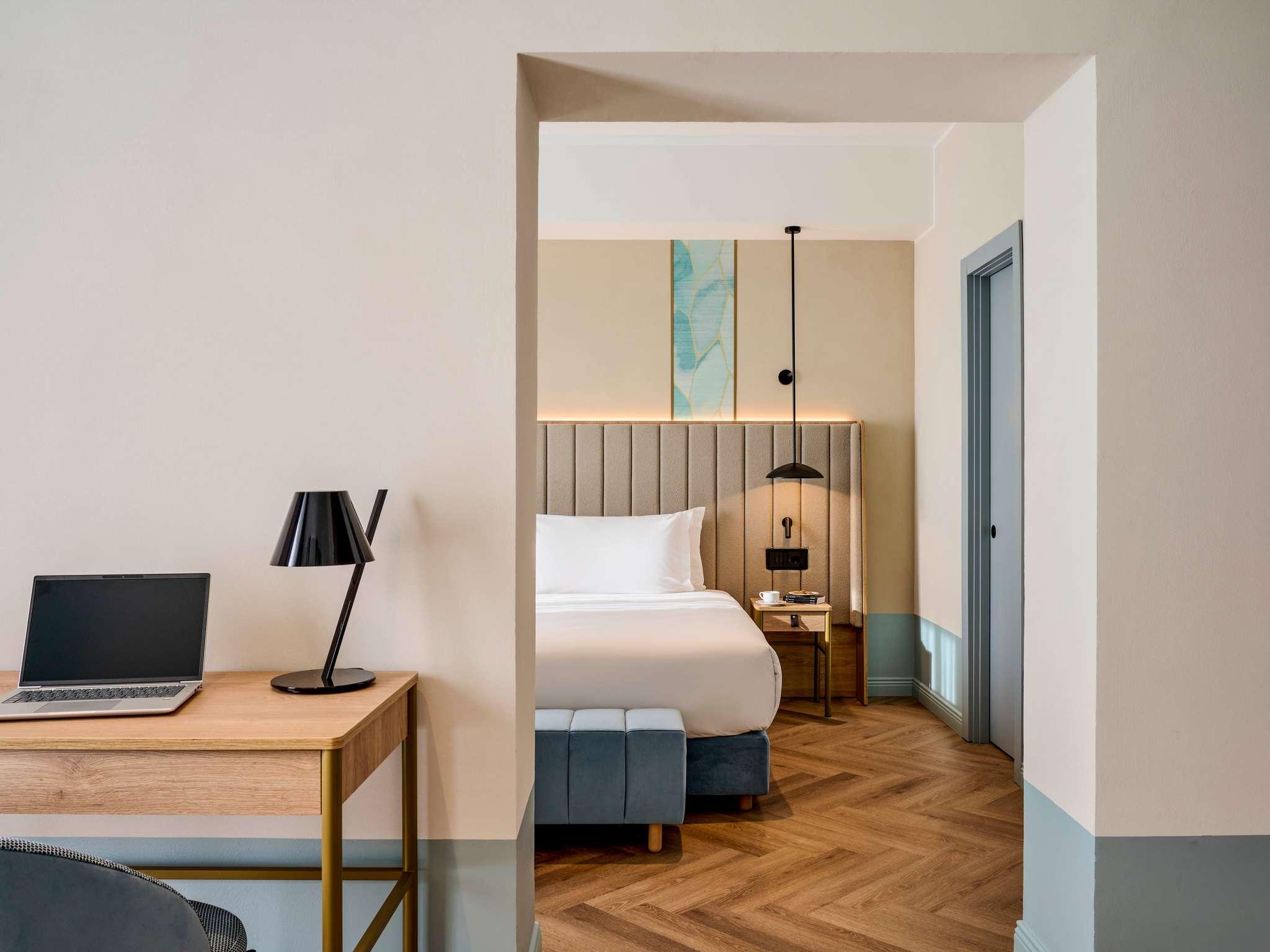 Hotel Giacomo Morra Alba - Handwritten Collection 19/49