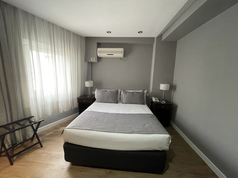 ECONOMY, DOUBLE BED